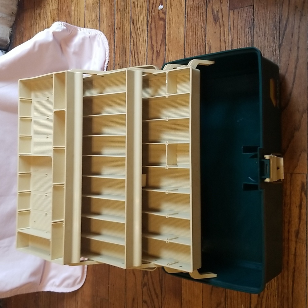 Plano Vintage Fishing Tackle Box Large Gem